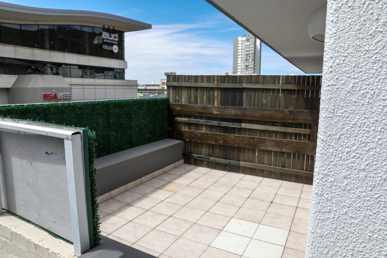 Camborne Holiday Apartments Cape Town Exterior photo